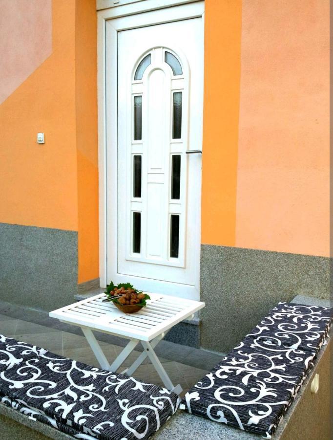 Apartment Ory Near The City Center With Free Parking Pula Dış mekan fotoğraf